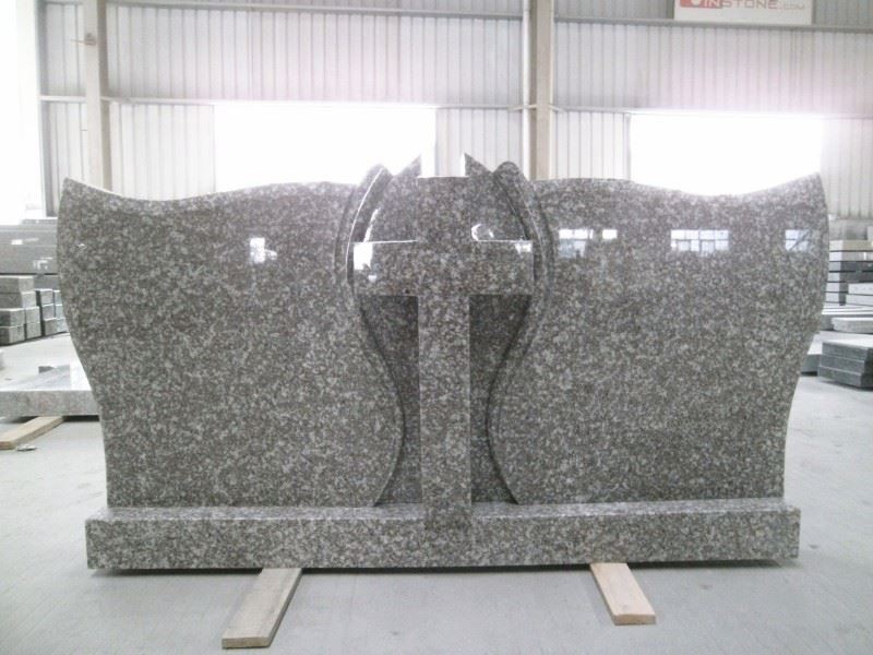 G664 Head stone Polish style